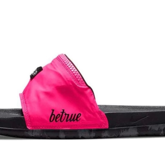 🔥Host Pick🔥 BNIB Nike Offcourt Slides Sandals With Pride Box - Picture 5 of 5